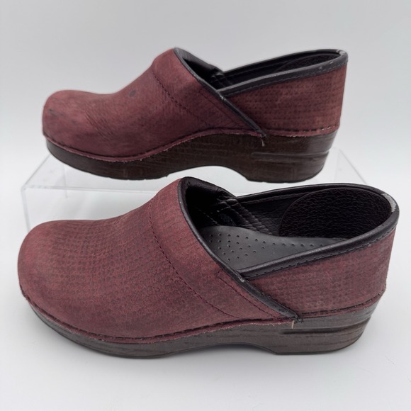Dansko Shoes - Dansko XP Maroon Red Leather Women's Clog Size 38 (8-9 US)‎ 106247878